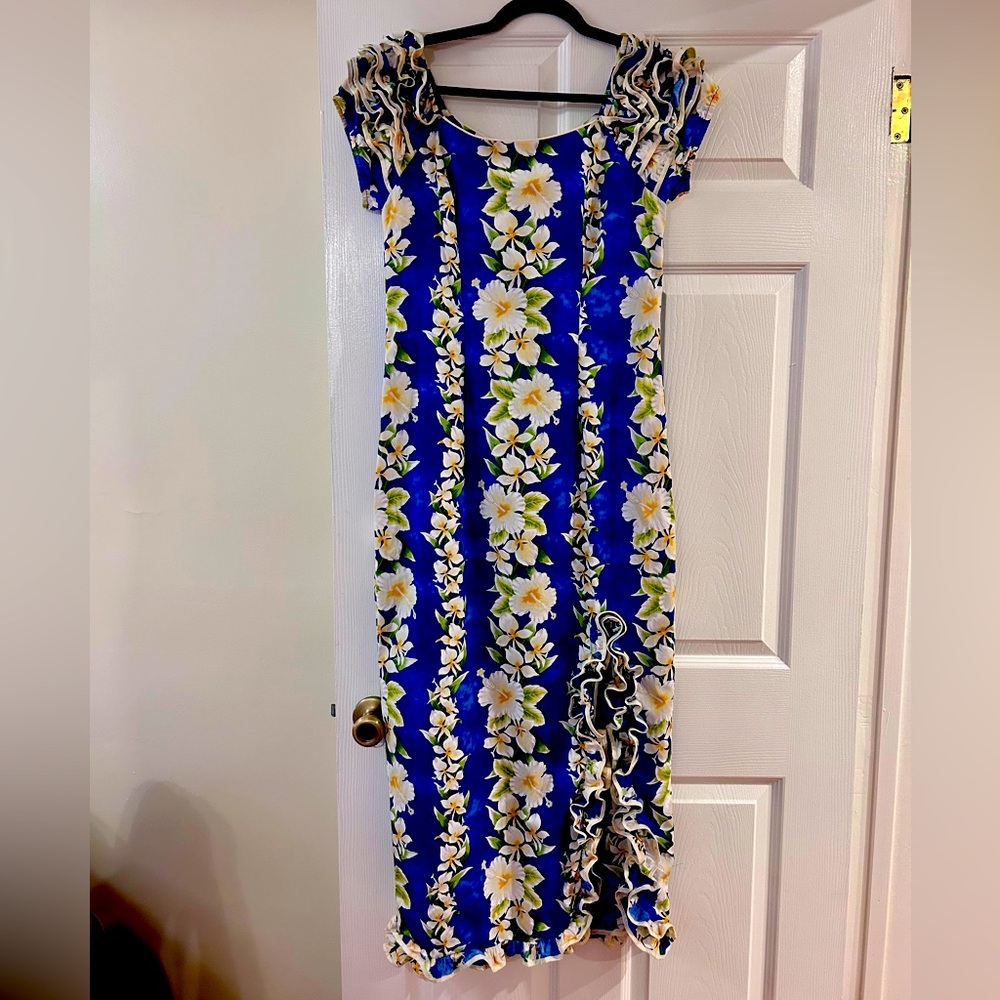 Rare Vintage Royal Creations Blue long dress ruffles on cap sleeve & slit, Med